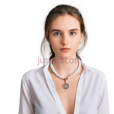年轻女人上半生衬衫项链, PNG